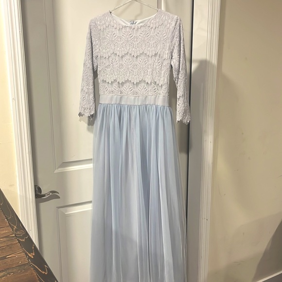 Dainty jewells Whisical lace prom dress - Picture 1 of 3